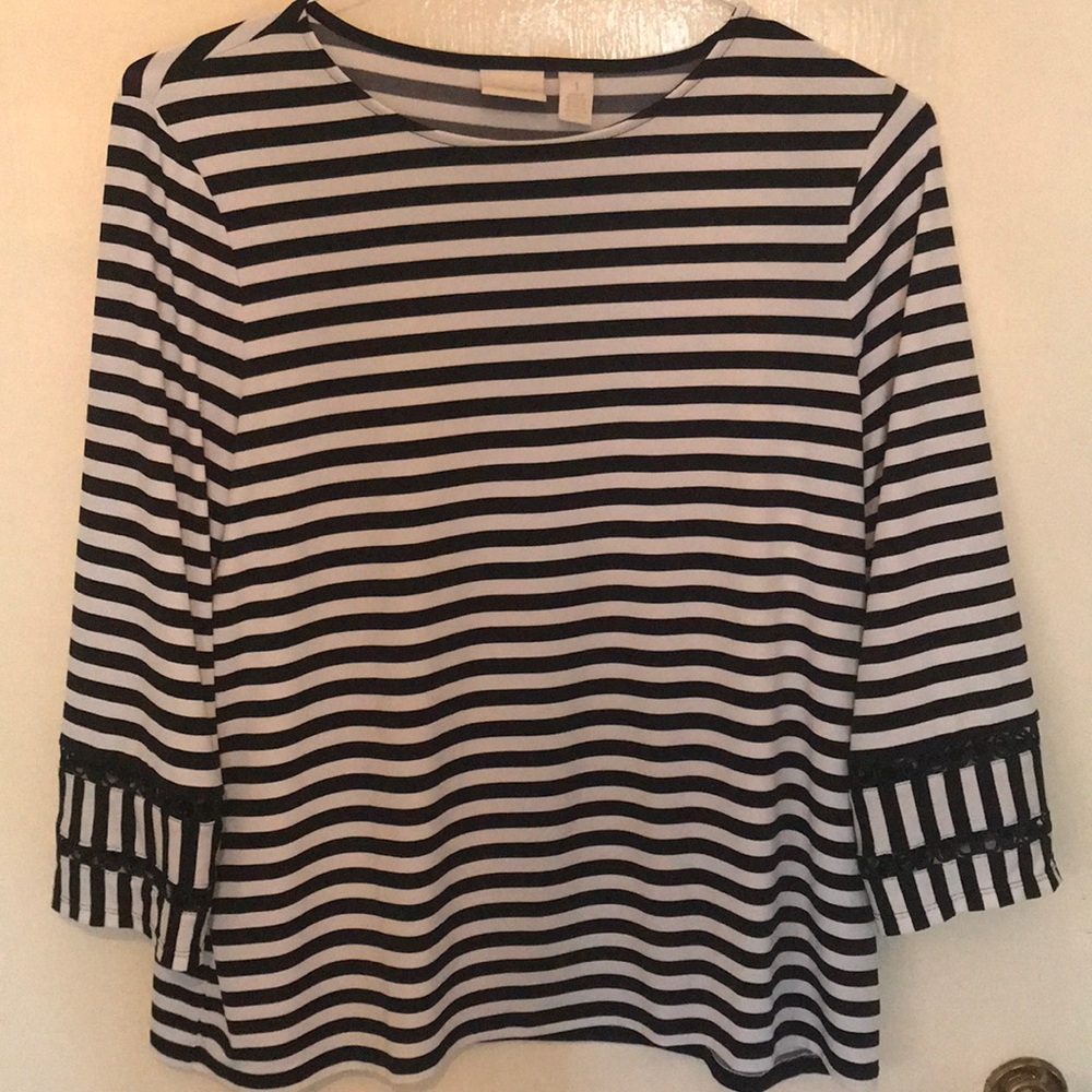 Super cute Chico’s size 1 top